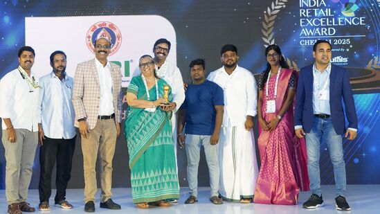 RAI விருதுகள்- 2025 இந்திய சிறப்பு சில்லறை வணிகத்தில் சிறந்த நிறுவனமாக கிரி நிறுவனம் தேர்வு