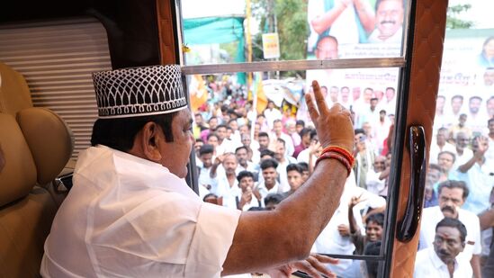 ‘ஸ்டாலின் பூரண நலம் பெற பிரார்த்தனை செய்கிறேன்’ எடப்பாடி பழனிசாமி பேச்சு! ‘ஸ்டாலின் பூரண நலம் பெற பிரார்த்தனை செய்கிறேன்’ எடப்பாடி பழனிசாமி பேச்சு!
