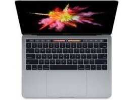 AppleMacBookProMLH32HN/AUltrabook(CoreI76thGen/16GB/256GBSSD/macOSSierra/2GB)_Capacity_16GB"