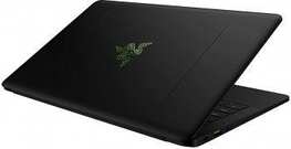 RazerBladeStealthRZ09-01963E31-R3U1Ultrabook(CoreI77thGen/16GB/256GBSSD/Windows10)_4"