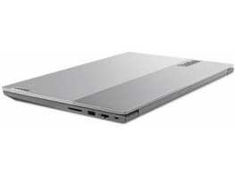 https://images.hindustantimes.com/tech/htmobile4/P153798/images/Design/lenovo-15-20ve004hus-153798-v1-large-5.jpg