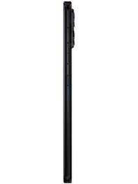 https://images.hindustantimes.com/tech/htmobile4/P37002/images/Design/148846-v4-motorola-edge-30-fusion-mobile-phone-large-3.jpg
