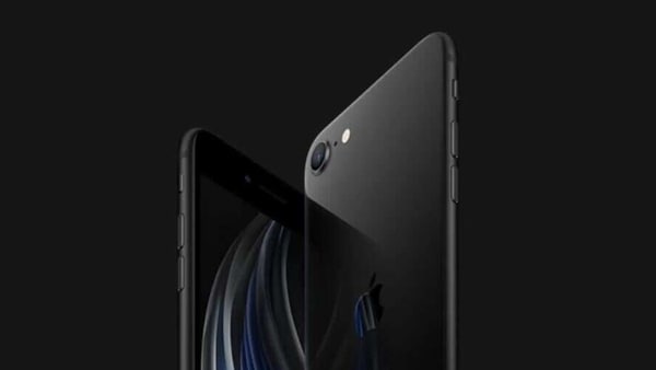 Apple Iphone Se To Go On Sale Via Flipkart On May Ht Tech