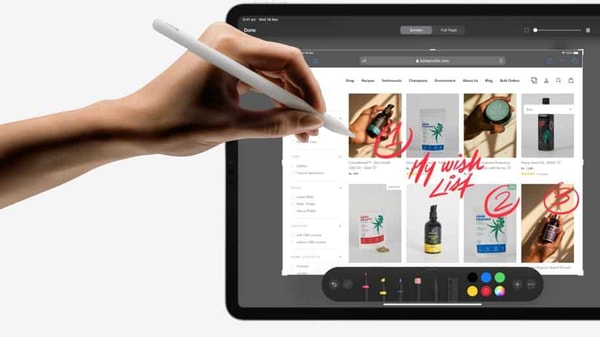 Users can now adjust the pressure sensitivity of Apple Pencil for more precise brushing, cloning, and other effects when using brush-based tools.