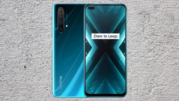 Realme X3 SuperZoom comes in two colour options of blue and white.