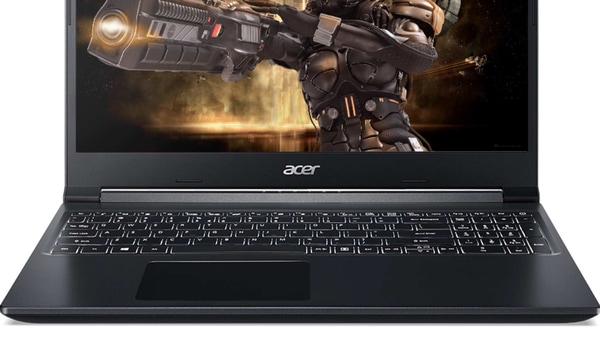 You get a 15.6-inch FHD resolution display with 100% sRGB color gamut in Acer Aspire 7 gaming laptop.
