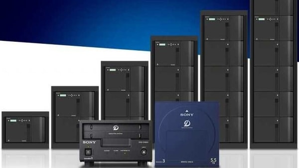 Sony says that up to five extension units can be attached to the master units to make a single 42U library.