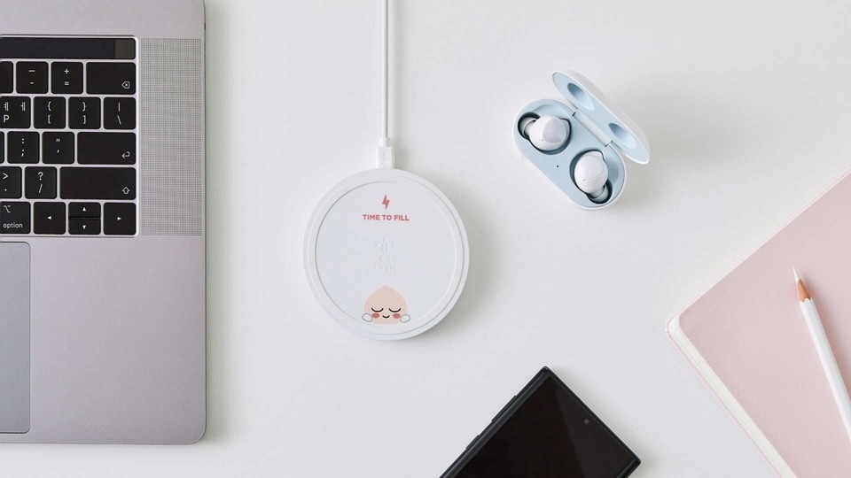 Belkin's new wireless charging pad supports smartphones and wearables.