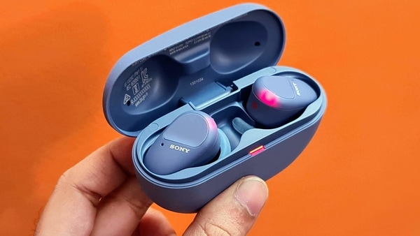 Sony WF-SP800N earbuds.