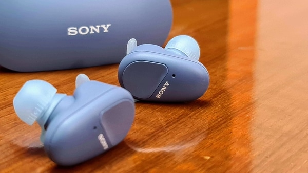 Sony WF-SP800N earbuds