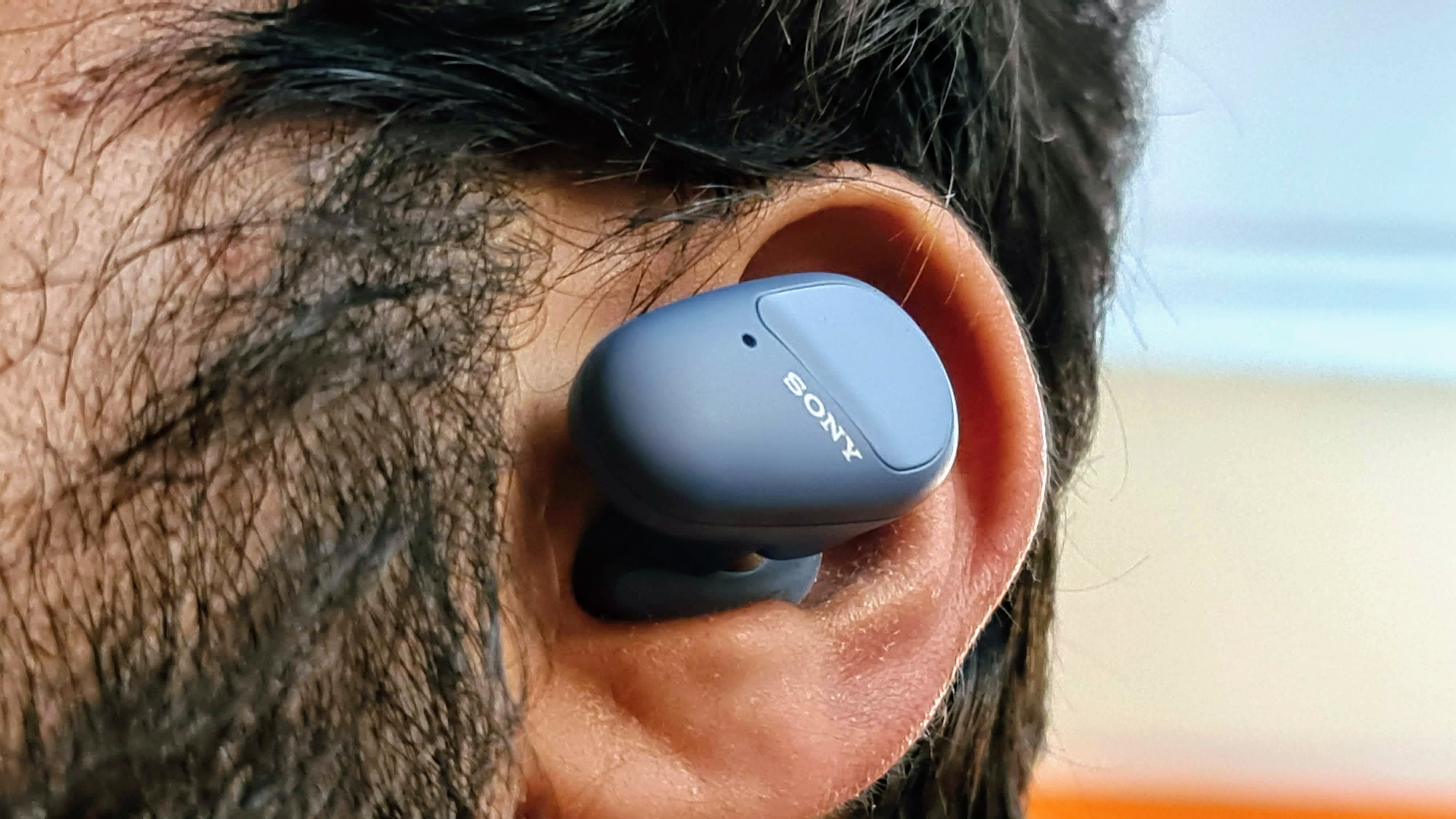 Sony WF SP800N earbuds review This ain t going out of tune