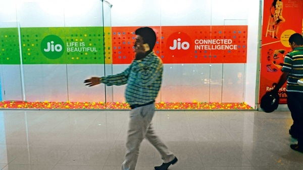 Reliance Jio's  <span class='webrupee'>₹</span>999 plan offers 252GB data for 84 days.