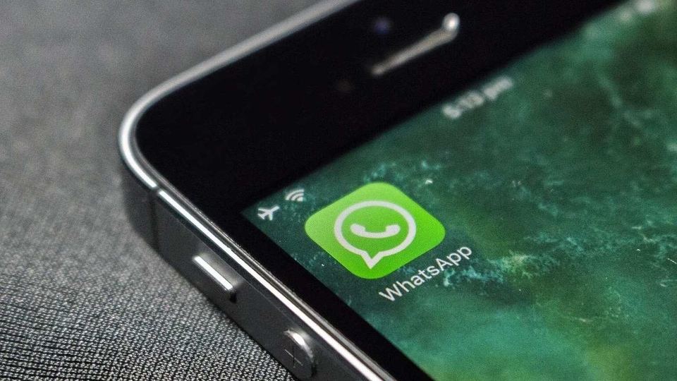 WhatsApp brought support for Status feature on its KaiOS based platform.