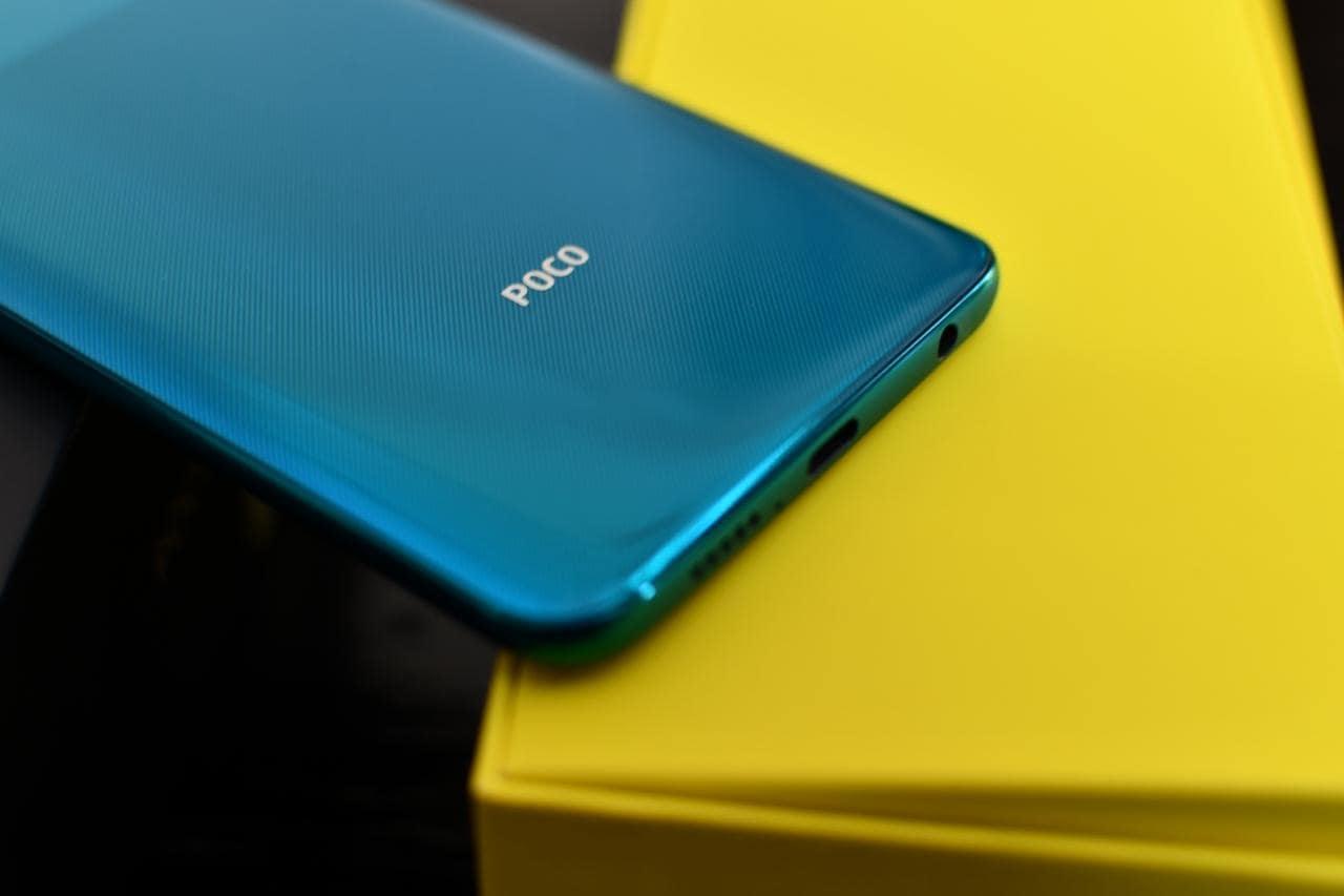 Poco M2 Pro's biggest highlight is the powerful 33W Fast charging. It is coupled with a 5,000mAh battery and USB Type-C port.