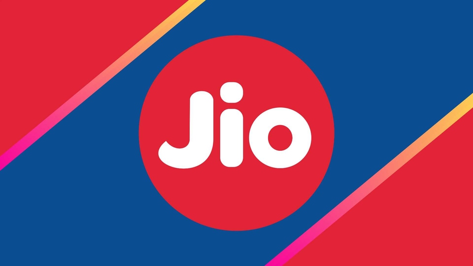 Image of Jio Logo in a Smartphone with Flipped Jio Logo as OIL in the  Background-KO762586-Picxy