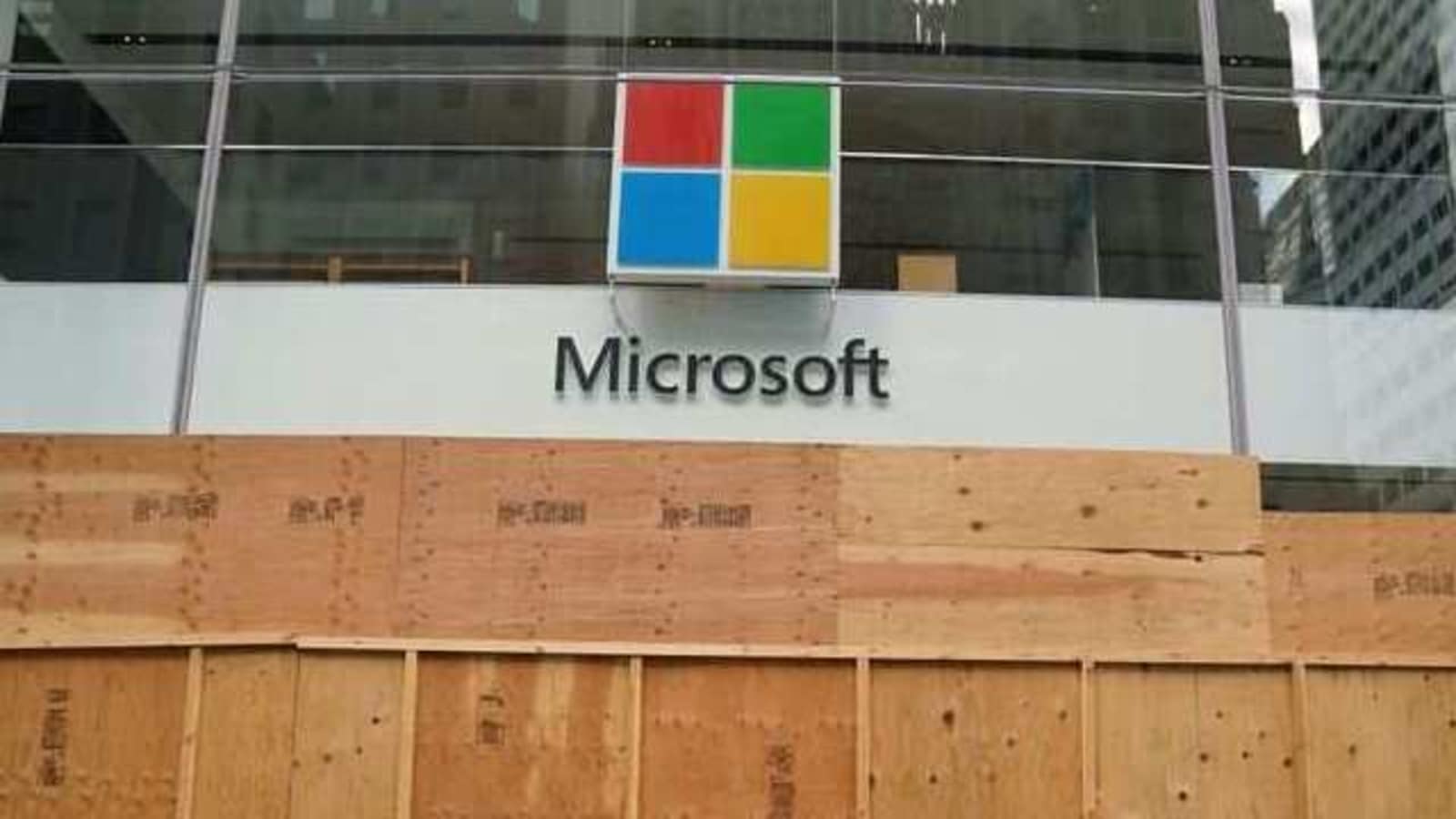 Microsoft's revenue rose 15% to $35.02 billion in the third quarter while net income rose to $10.75 billion, or $1.40 per share.