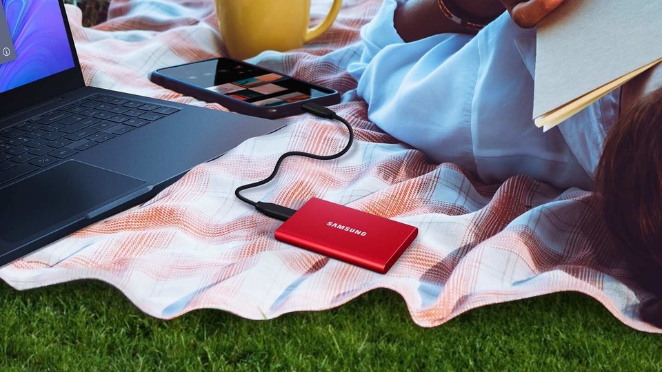 The Samsung Portable SSD T7 is available across retail channels, online and offline. The internal SSD 870 QVO will be available across retail channels, online and offline from July 20.