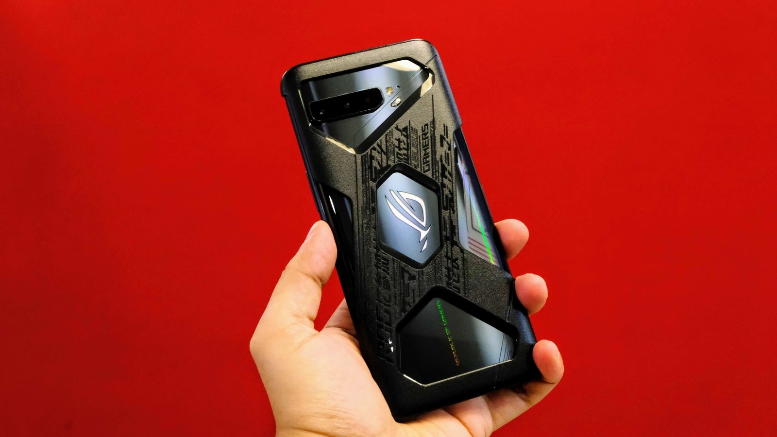 Asus ROG Phone 3: Hands-on with the world's most powerful phone | Mobile  Reviews