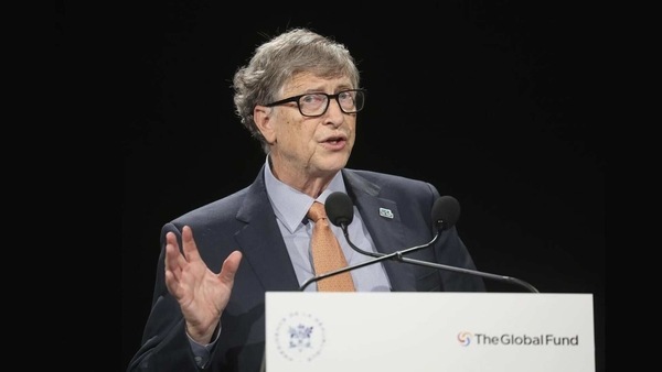 Social media is a tough business, says Gates