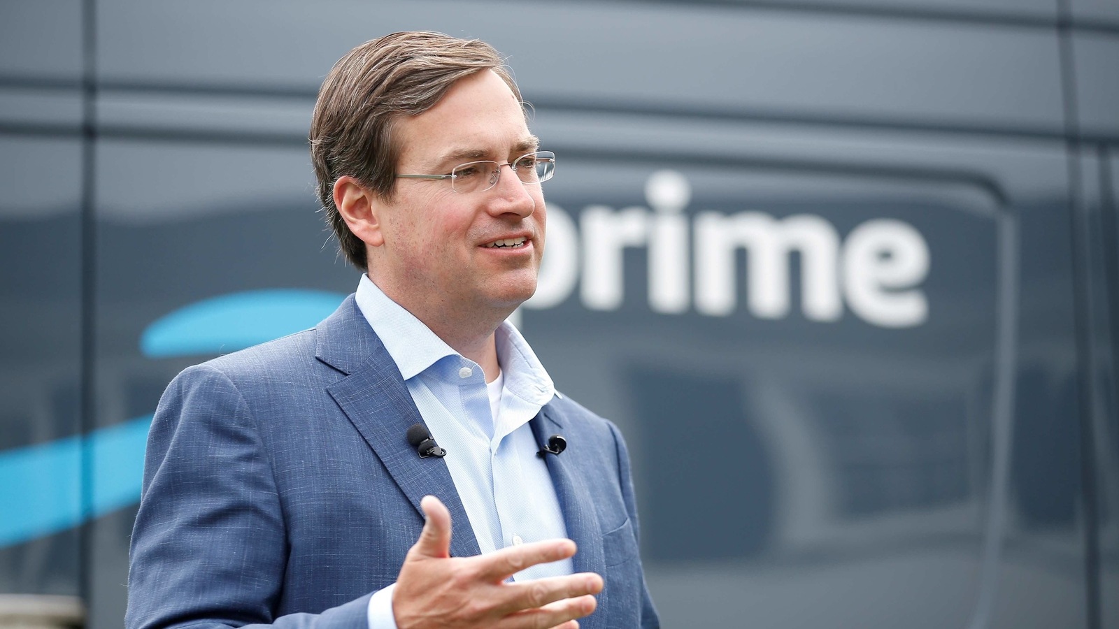 Clark, who is 47, will run the Worldwide Consumer unit, a group that encompasses most of what shoppers know of Amazon, including the retail website and the growing logistics empire that stocks and delivers items.