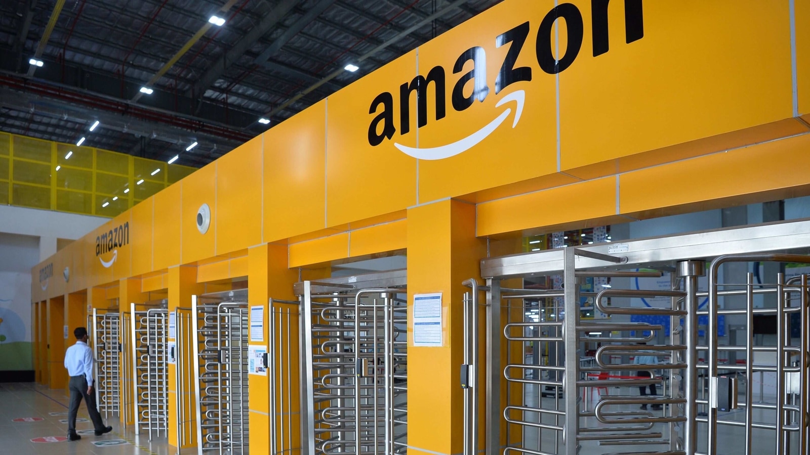 Future Retail, Amazon India's brick and mortar retail partner, is in discussions with lenders led by State Bank of India to raise cash to help pay the interest on the dollar security, but the banks had declined to commit to the financing, people familiar with the matter said Thursday.