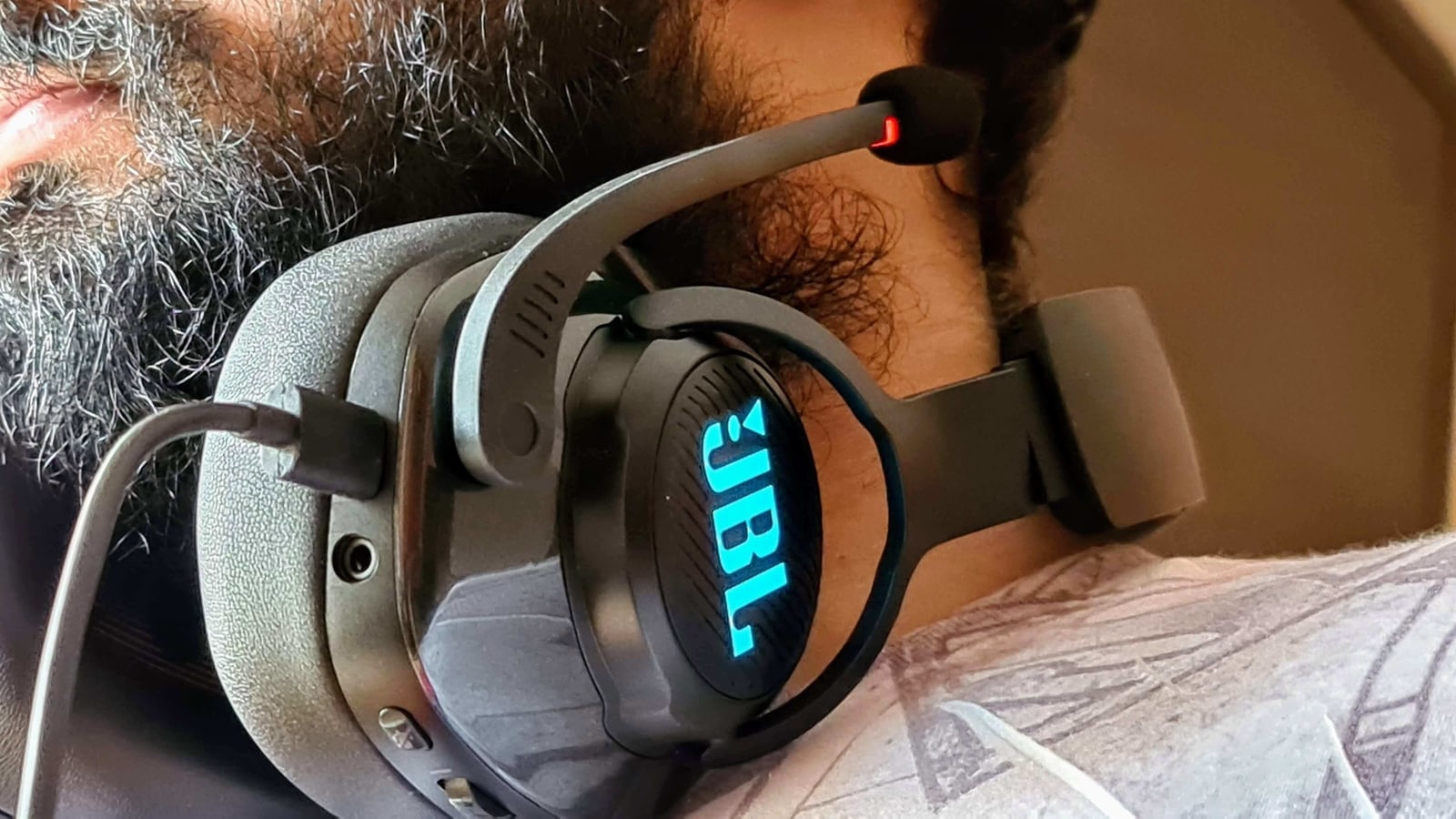 headphone 400 | attempt review: gaming JBL Tech HT A Quantum first promising