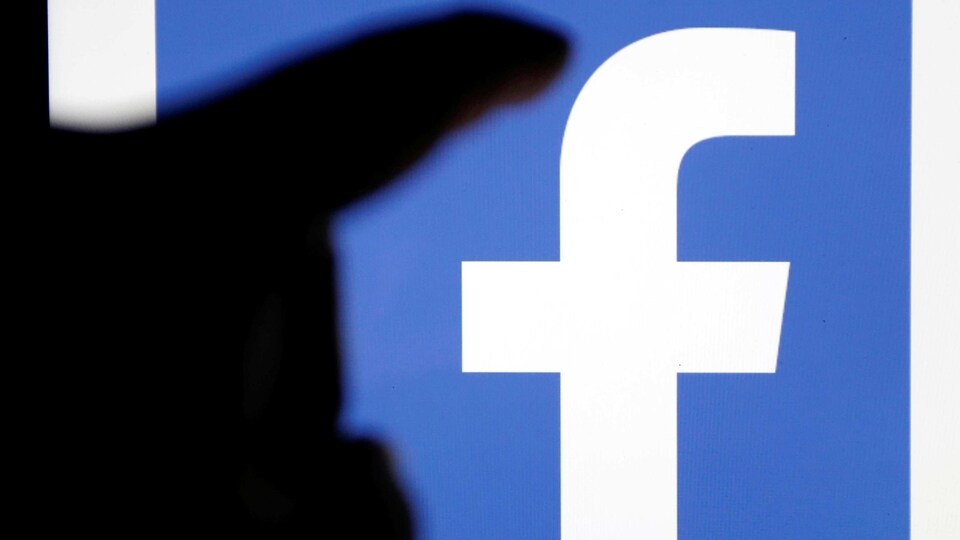 Facebook has removed the alleged shooter’s Facebook and Instagram accounts, but says it has not found any direct link between this person and the page or the event created by the page’s owners.