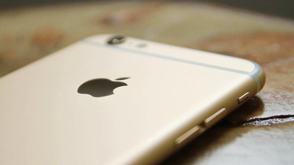 Apple, Tesla bid up ahead of share split open