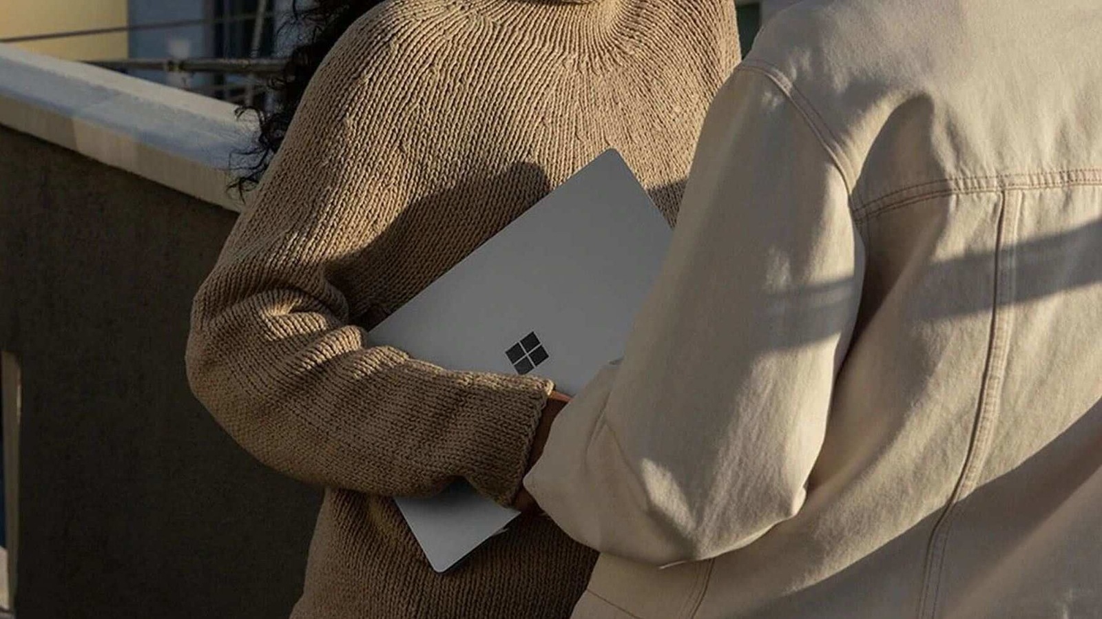 Surface clamshell PC with a 12.5-inch display in the works Surface clamshell PC with a 12.5-inch display in the works