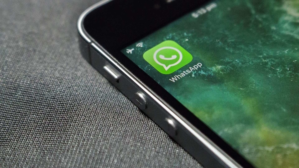 WhatsApp spotted working on a new call button, quick shortcut for chats |  HT Tech