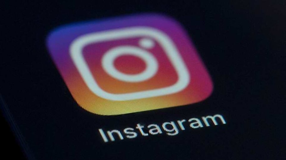 Instagram accused of spying on users.
