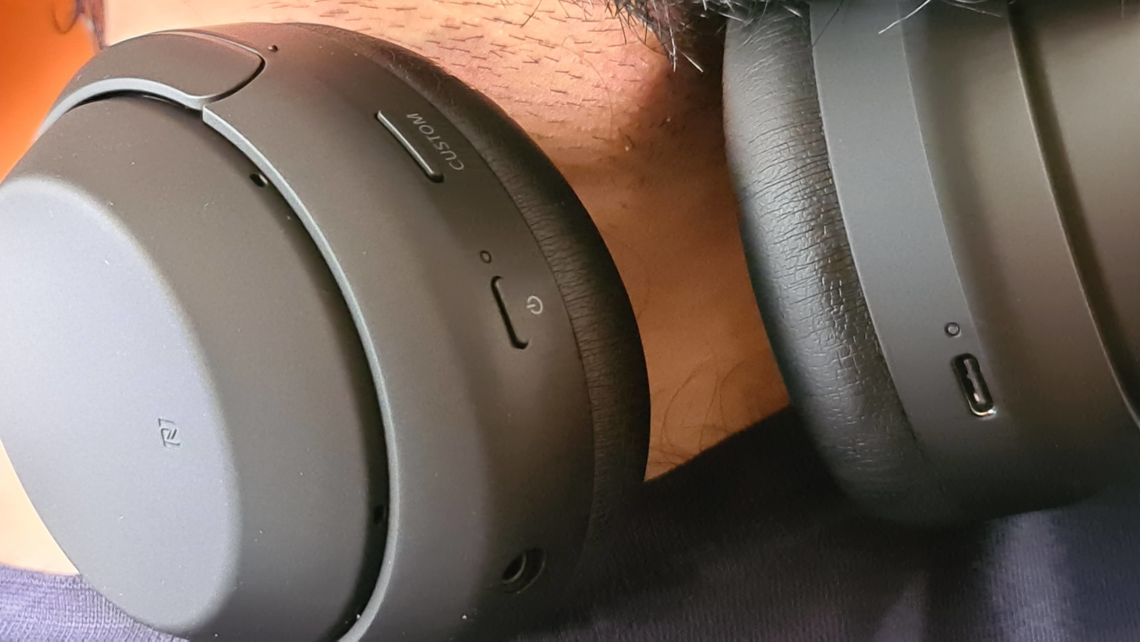 sony headphones turn off adaptive sound control