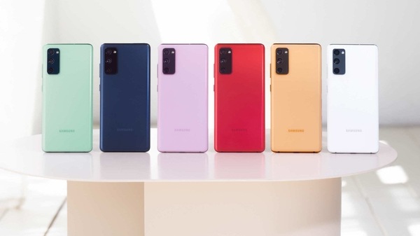 Samsung Galaxy S20 FE with 120Hz refresh rate, triple rear ...