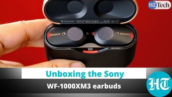 Sony WF-1000XM3 earbuds unboxing