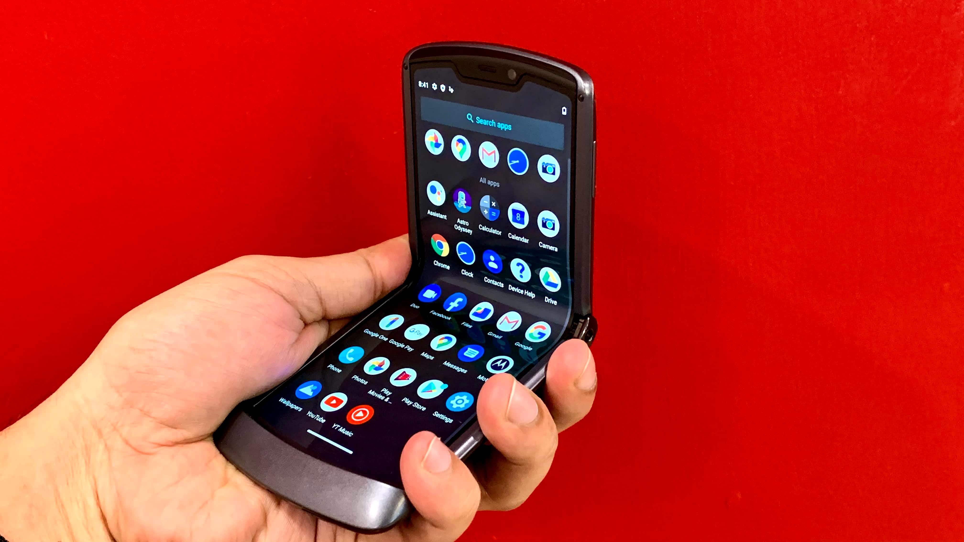 Moto Razr 5G costs <span class='webrupee'>₹</span> <span class='webrupee'>₹</span>1,24,999 and is up for pre-orders from today. The sales will begin from October 12. Moto Razr 5G costs <span class='webrupee'>₹</span> <span class='webrupee'>₹</span>1,24,999 and is up for pre-orders from today. The sales will begin from October 12.