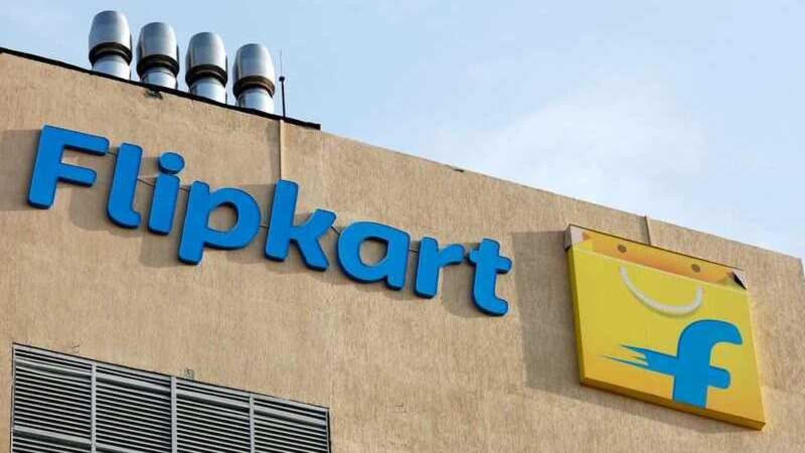 Flipkart is going to take on students who can work in its supply and logistics chain as interns for a 45-day period as the company ramps up operations for the upcoming festive season that’s usually marked by sales.