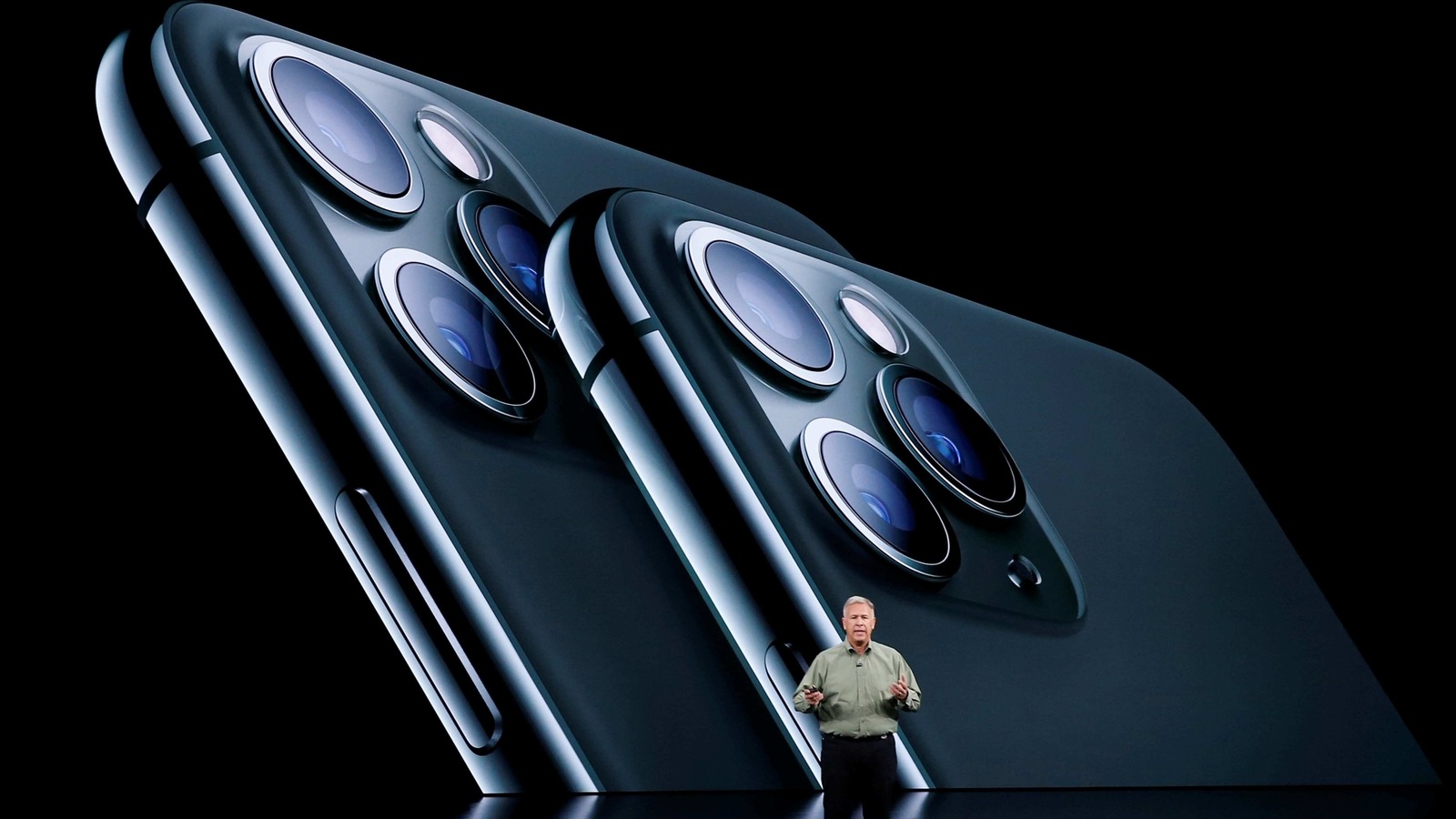 Apple iPhone 12 predecessor, iPhone 11 Pro and 11 Pro Max being announced.