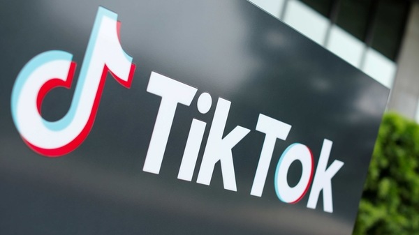 The TikTok logo is pictured outside the company's U.S. head office in Culver City, California, U.S., Sept. 15, 2020. REUTERS/Mike Blake/File Photo