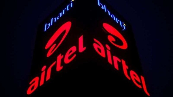 For postpaid customers to be eligible, they need to be on a plan that costs above  <span class='webrupee'>₹</span>499. For Airtel’s Xstream customers, they need to be subscribing to plans that cost more than  <span class='webrupee'>₹</span>999 and higher.