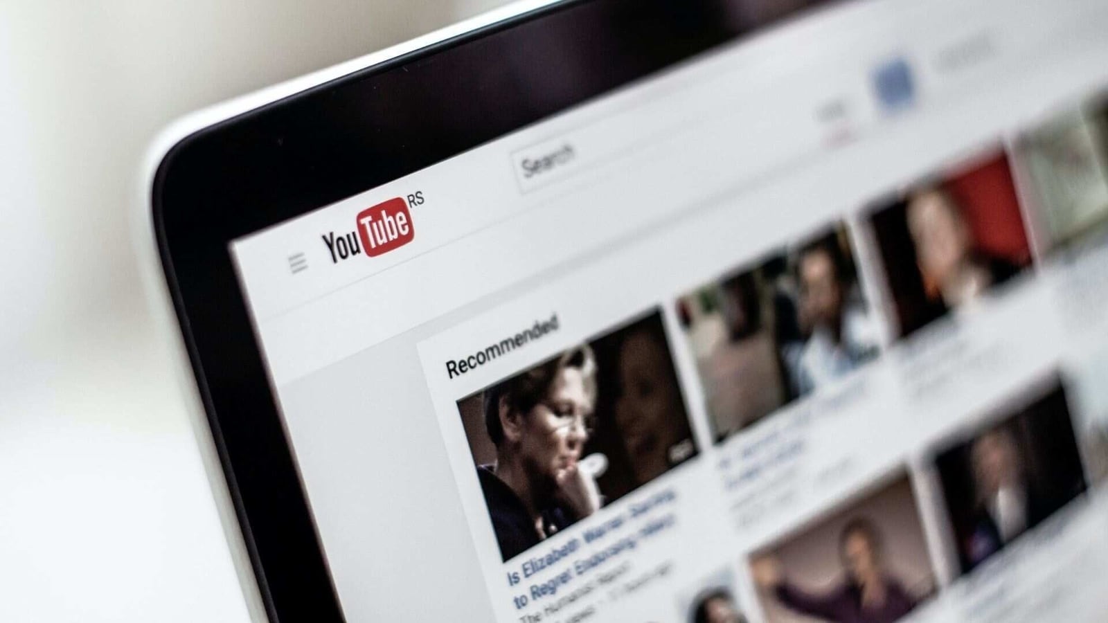 YouTube YouTube