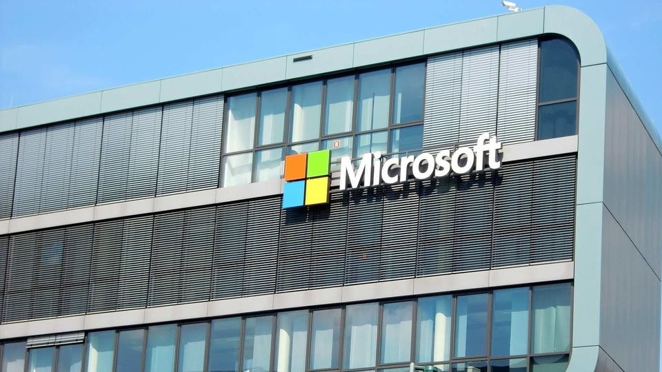The report says that Microsoft is expected to showcase this project as soon as next year.