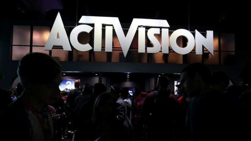 FILE PHOTO: The Activision booth is shown at the E3 2017 Electronic Entertainment Expo in Los Angeles, California, U.S. June 13, 2017.  REUTERS/ Mike Blake