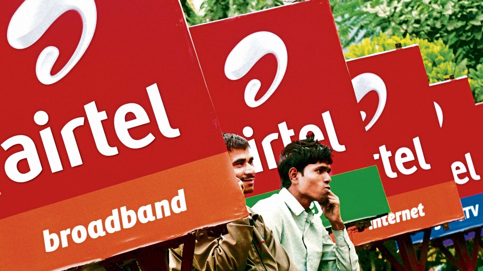 Airtel accelerates its Open Hybrid Cloud Network deployment with IBM and Red Hat Airtel accelerates its Open Hybrid Cloud Network deployment with IBM and Red Hat