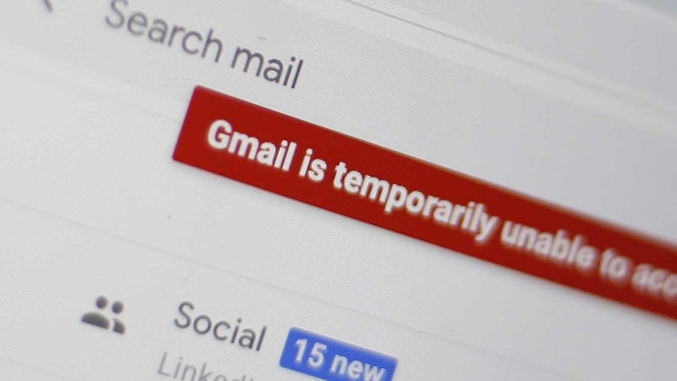 An error message on the Gmail.com homepage in London, England, U.K., on Monday, Dec. 14, 2020. 