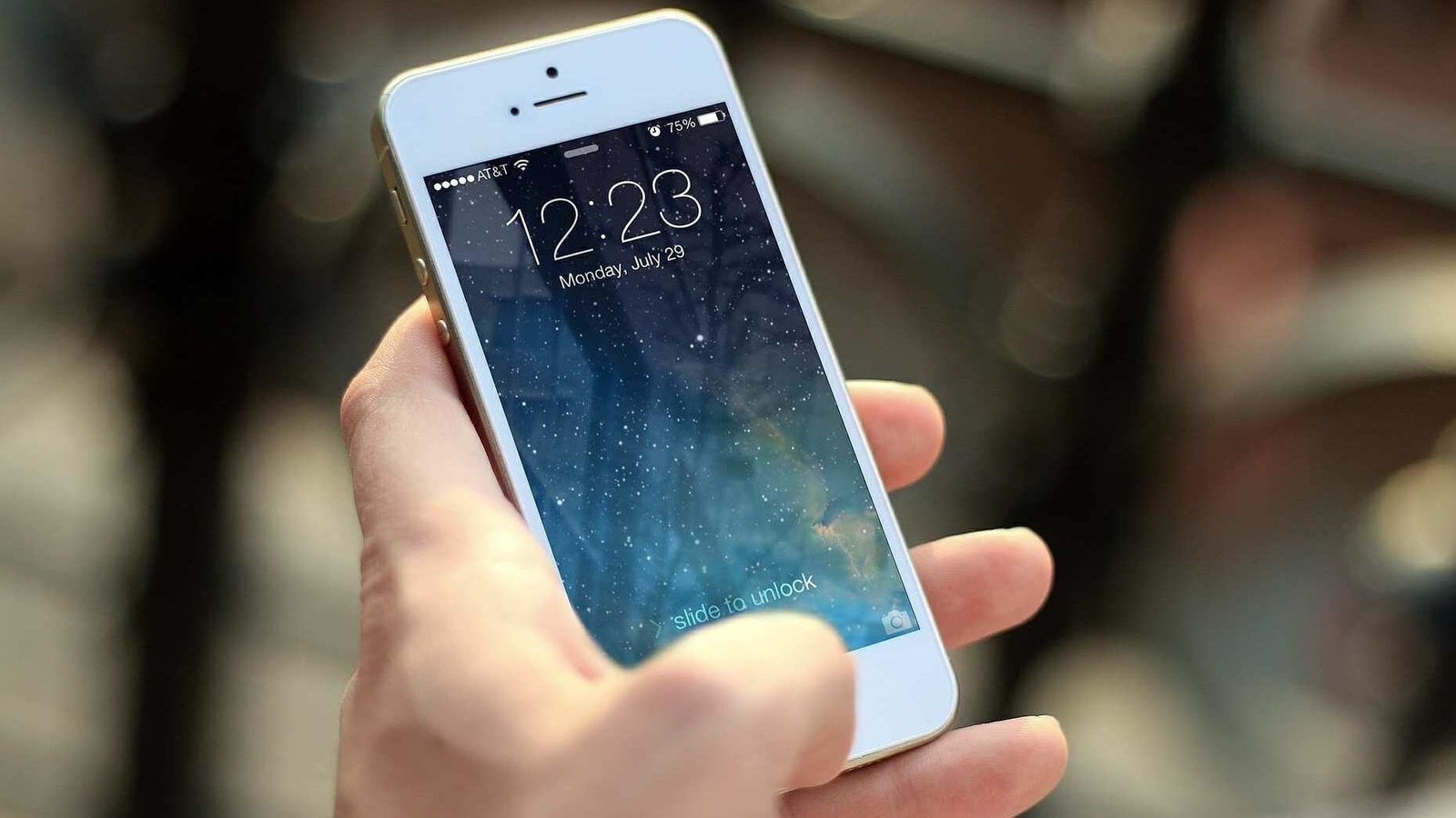 As far as the smartphones are concerned, the report says that the low-midrange segment grew by 60% YoY as its share increased to 58% of the total market with Xiaomi, Vivo, and Samsung leading the charts. As far as the smartphones are concerned, the report says that the low-midrange segment grew by 60% YoY as its share increased to 58% of the total market with Xiaomi, Vivo, and Samsung leading the charts.