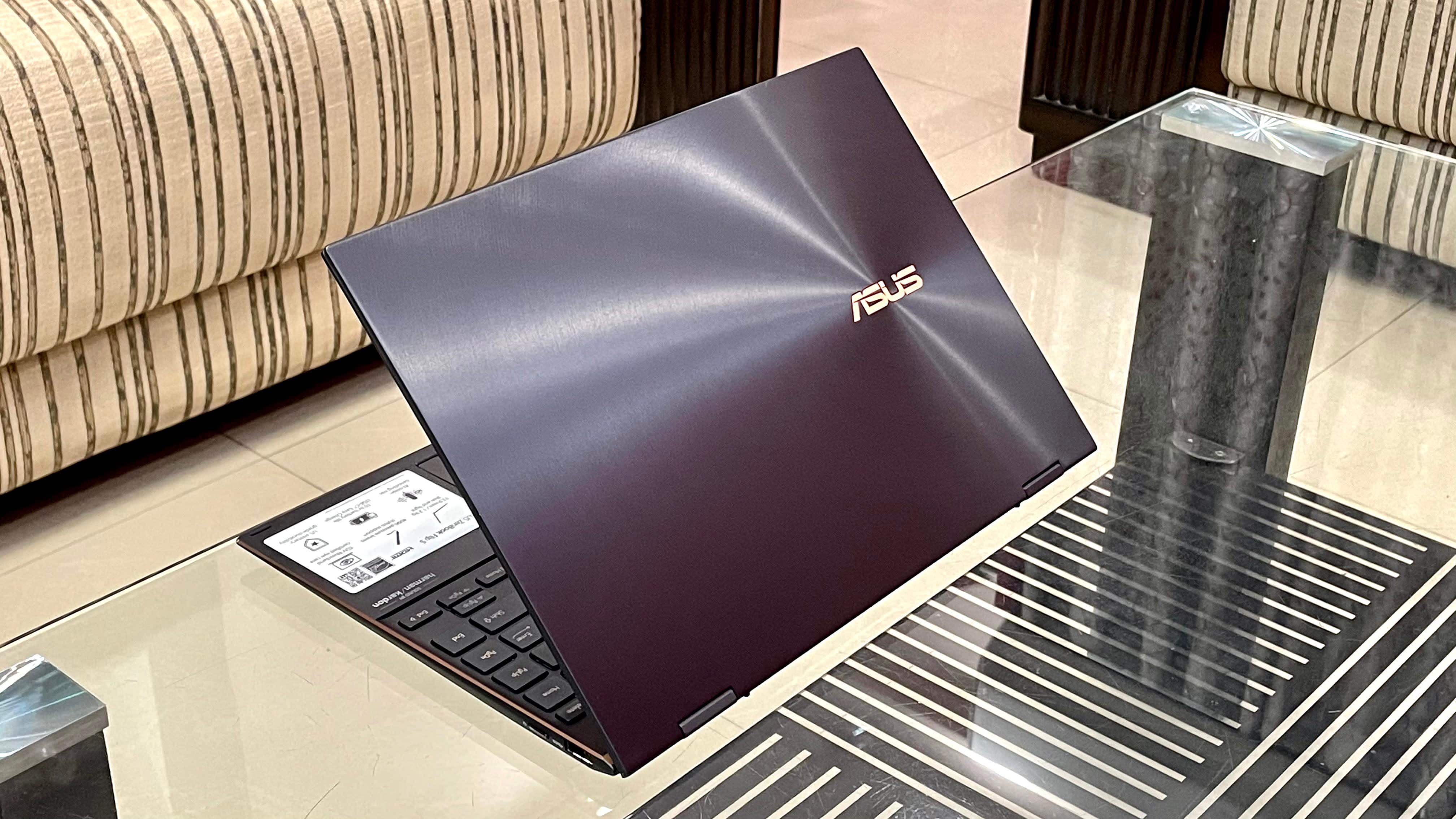 Asus ZenBook Flip S costs <span class='webrupee'>₹</span>1,49,990 and boasts of a powerful processor while being highly portable. Asus ZenBook Flip S costs <span class='webrupee'>₹</span>1,49,990 and boasts of a powerful processor while being highly portable.