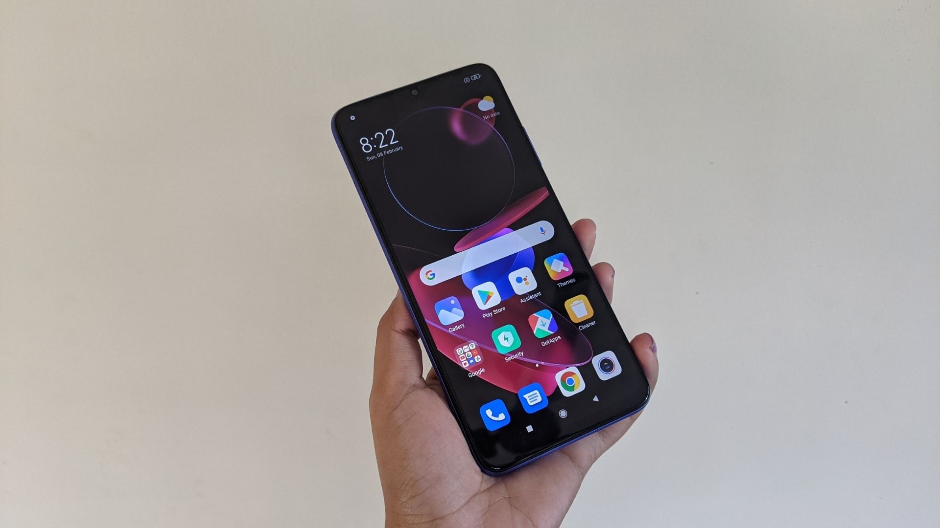 It has a 6.53-inch full HD+ display with Corning Gorilla Glass 3 on top. It has a 6.53-inch full HD+ display with Corning Gorilla Glass 3 on top.