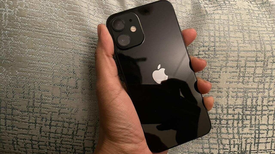 iphone mini black