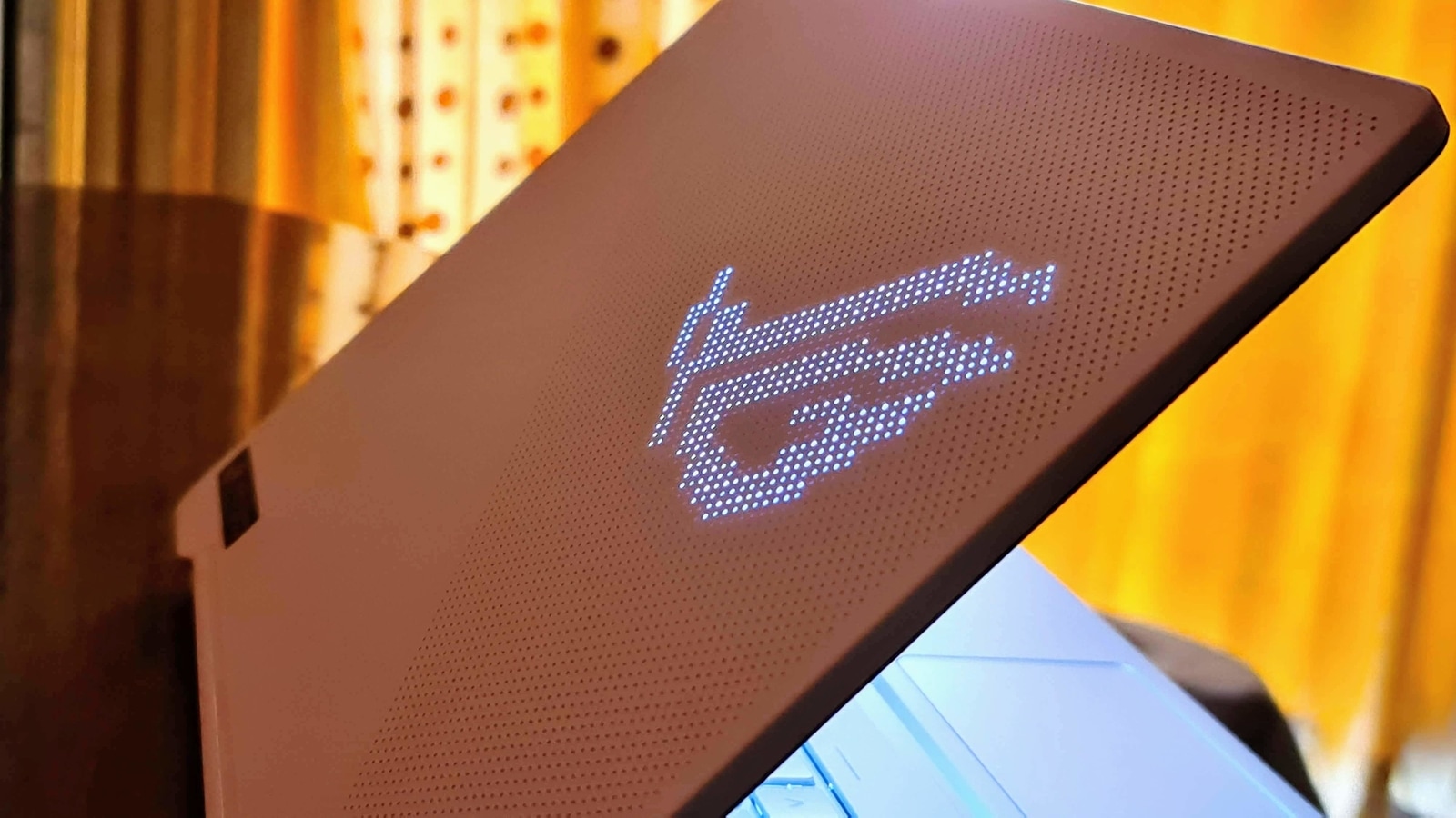 Asus ROG Zephyrus G14