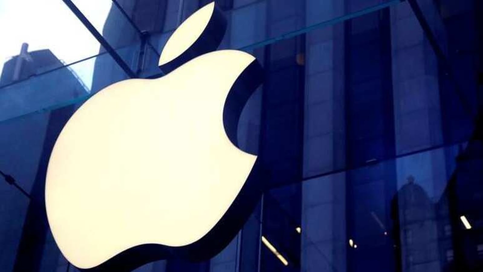 FILE PHOTO:  The Apple Inc logo is seen hanging at the entrance to the Apple store on 5th Avenue in Manhattan, New York, U.S., October 16, 2019. REUTERS/Mike Segar